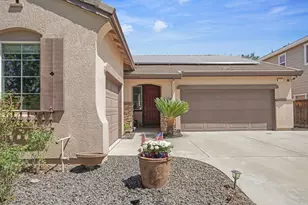 229 Wisteria Ln, Tracy, CA 95377 - Photo 5