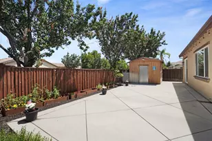 229 Wisteria Ln, Tracy, CA 95377 - Photo 33