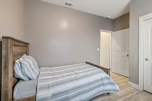 757 Strada St, Lemoore, CA 93245 - Photo 33