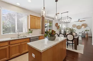 2240 Ranch View Dr, Rocklin, CA 95765 - Photo 9
