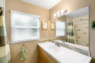 4013 Esperanza Dr, Sacramento, CA 95864 - Photo 25