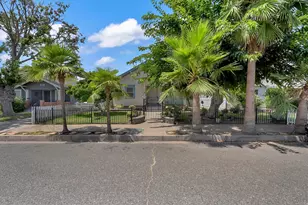 310 W I St, Oakdale, CA 95361 - Photo 1