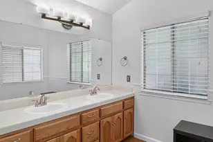 9475 Madrid Way, Elk Grove, CA 95758 - Photo 35