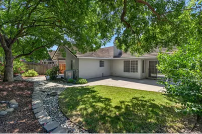 9475 Madrid Way, Elk Grove, CA 95758 - Photo 43