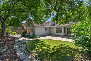 9475 Madrid Way, Elk Grove, CA 95758 - Photo 43