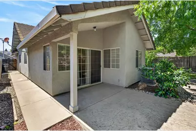 9475 Madrid Way, Elk Grove, CA 95758 - Photo 47