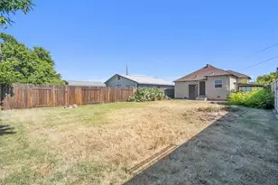 8015 36th Ave, Sacramento, CA 95824 - Photo 15