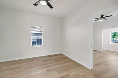 8015 36th Avenue, Sacramento, CA 95824 - Photo 13