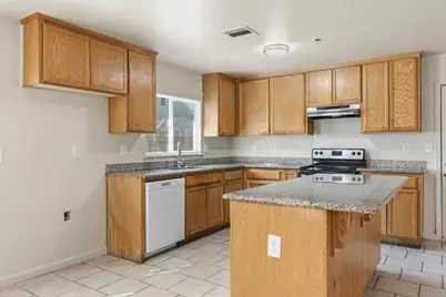 539 W Lowell Avenue, Tracy, CA 95376 - Photo 7