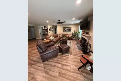 3911 Noble Court, Sacramento, CA 95821 - Photo 9