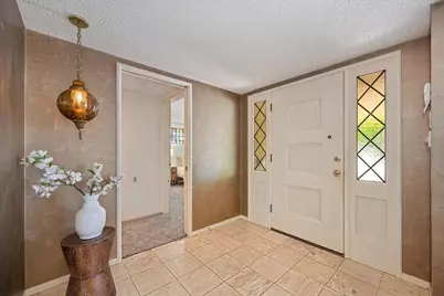 6111 Fordham Way, Sacramento, CA 95831 - Photo 7