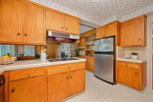 6111 Fordham Way, Sacramento, CA 95831 - Photo 17