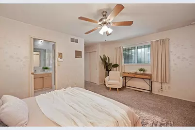 6111 Fordham Way, Sacramento, CA 95831 - Photo 35