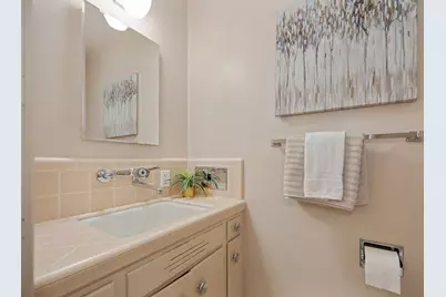 6111 Fordham Way, Sacramento, CA 95831 - Photo 23