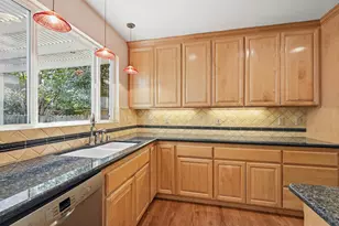 889 54th St, Sacramento, CA 95819 - Photo 13