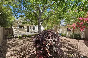 889 54th St, Sacramento, CA 95819 - Photo 25