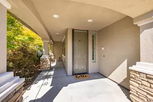 1376 Volonne Dr, Roseville, CA 95747 - Photo 5