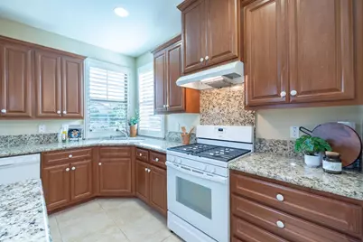 1376 Volonne Drive, Roseville, CA 95747 - Photo 19