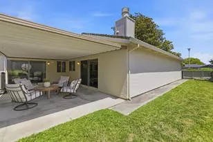 26 Miranda Ct, Sacramento, CA 95822 - Photo 25