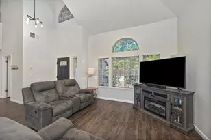 4847 Winter Oak Way, Antelope, CA 95843 - Photo 9