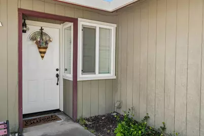 8330 Keyesport Way, Citrus Heights, CA 95610 - Photo 3
