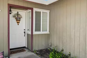 8330 Keyesport Way, Citrus Heights, CA 95610 - Photo 3