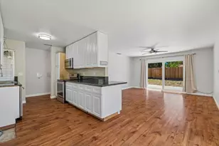 8330 Keyesport Way, Citrus Heights, CA 95610 - Photo 9