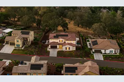 7077 Benevento Drive, El Dorado Hills, CA 95762 - Photo 71