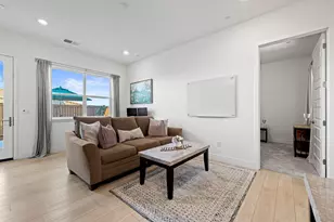 7077 Benevento Dr, El Dorado Hills, CA 95762 - Photo 27