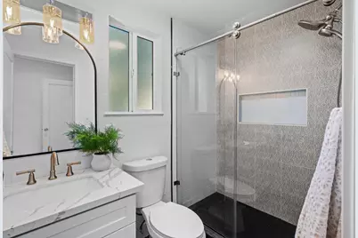 2100 9th Street, Sacramento, CA 95818 - Photo 17