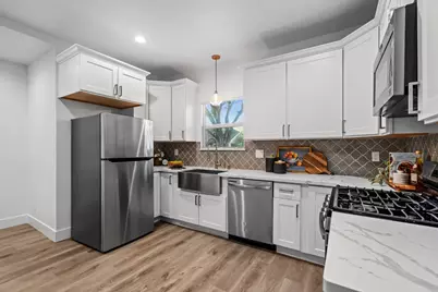 2100 9th Street, Sacramento, CA 95818 - Photo 13
