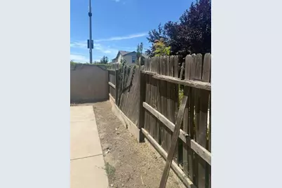 642 Brittanyann Lane, Stockton, CA 95206 - Photo 9