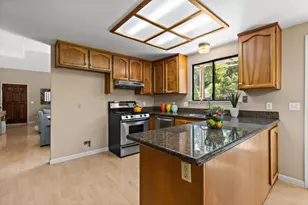 10 Tidewater Ct, Sacramento, CA 95831 - Photo 11