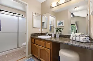 10 Tidewater Ct, Sacramento, CA 95831 - Photo 17