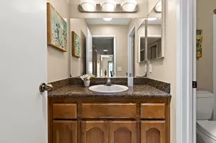10 Tidewater Ct, Sacramento, CA 95831 - Photo 23
