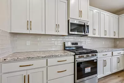 3951 Aura Way, Rancho Cordova, CA 95742 - Photo 9