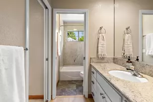 7637 Marina Cove Dr, Sacramento, CA 95831 - Photo 31