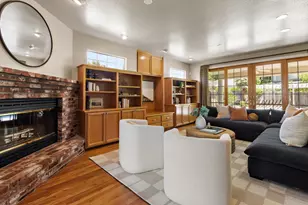 7637 Marina Cove Dr, Sacramento, CA 95831 - Photo 9