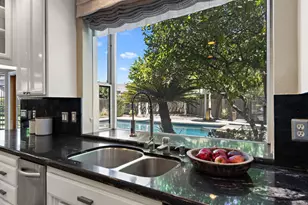 7637 Marina Cove Dr, Sacramento, CA 95831 - Photo 15