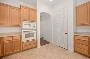 1700 Charm Way, Sacramento, CA 95835 - Photo 21