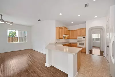 1700 Charm Way, Sacramento, CA 95835 - Photo 19