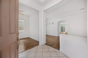 1700 Charm Way, Sacramento, CA 95835 - Photo 5