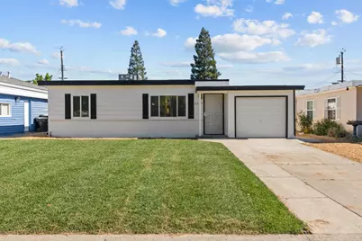 2040 Robert Way, Sacramento, CA 95825 - Photo 1