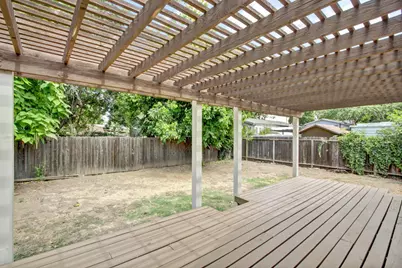 411 Berkeley Avenue, Roseville, CA 95678 - Photo 25