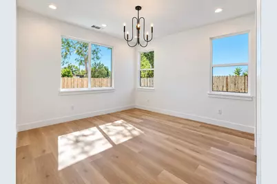 11740 Cresthill Drive, Elk Grove, CA 95624 - Photo 17