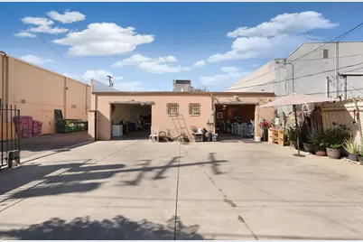 529 N Hutchins Street, Lodi, CA 95240 - Photo 21
