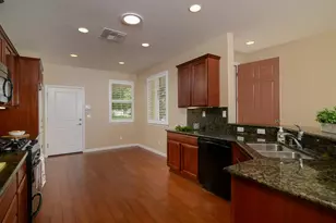 7828 Barnsley Way, Elk Grove, CA 95757 - Photo 5