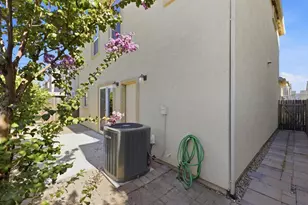 8155 Weeping Willow Ln, Sacramento, CA 95828 - Photo 27