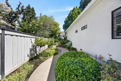 4932 Roselin Way, Elk Grove, CA 95758 - Photo 81