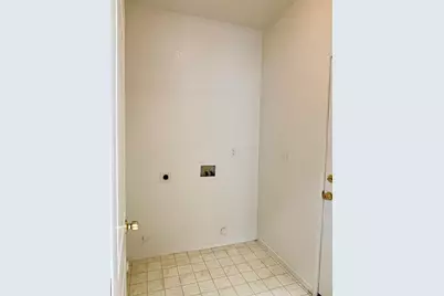 653 Stonewood Drive, Los Banos, CA 93635 - Photo 15